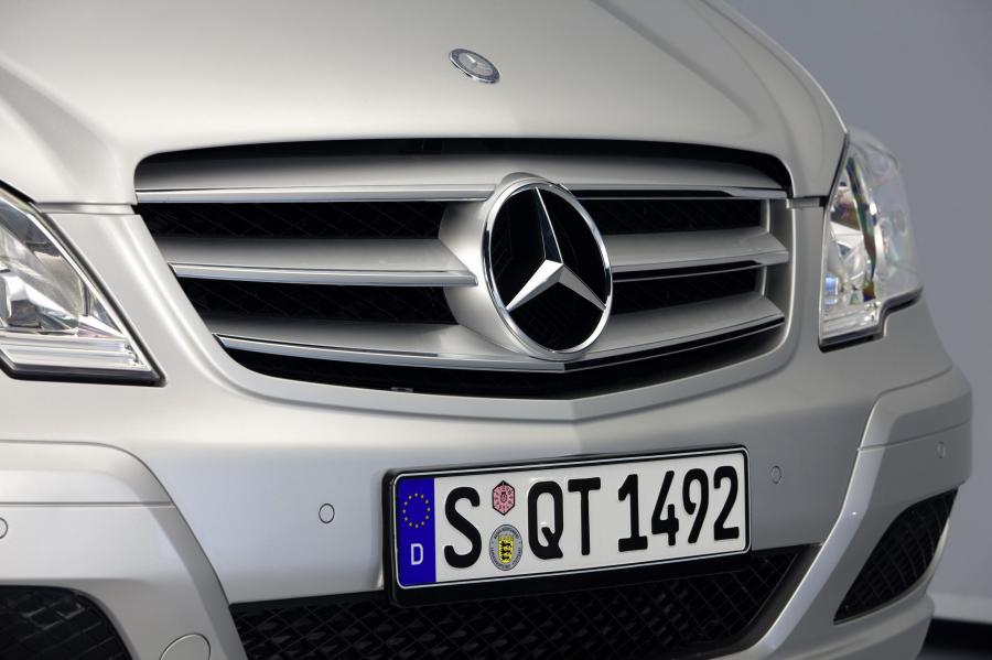  Mercedes-Benz Viano 2011 года  (фото 21 из 140)